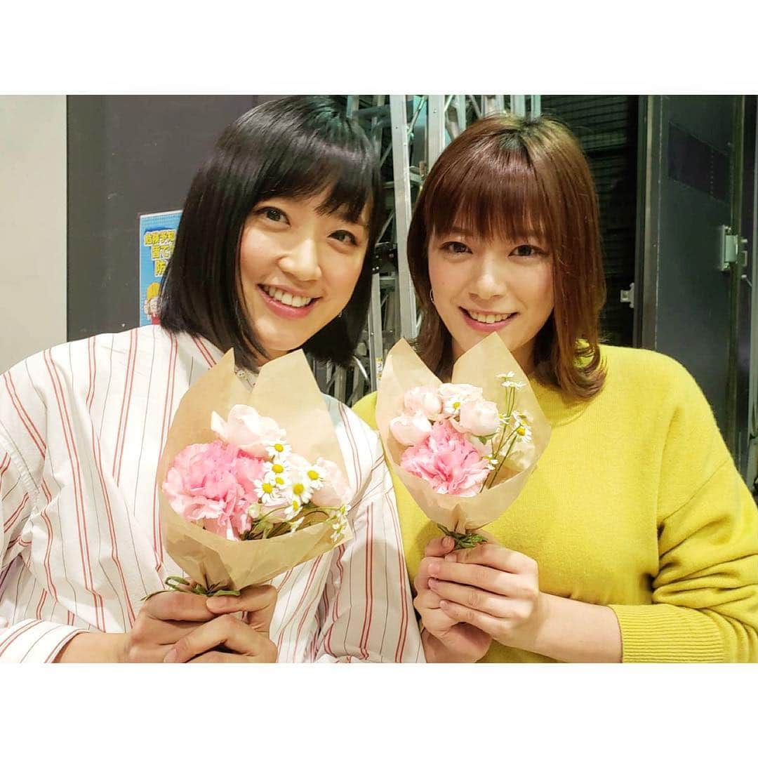 三谷紬さんのインスタグラム写真 - (三谷紬Instagram)「* “報道ステーション” “Abema的ニュースショー”の衣装です👗💓 だんだん春物になってきますね〜🧸 . 2/1報道ステーション 1枚目 ワンピース:LIFE WITH FLOWERS. 2枚目 由恵さんといただいた花束と💐 . 2/3Abema的ニュースショー 3枚目 トップス:Couture brooch スカート:OPAQUE.CLIP 4枚目 貼るピアス：PiPPi . 2/10Abema的ニュースショー 5枚目 ワンピース: Lois CRAYON * #衣装#報道ステーション#Abema的ニュースショー#lifewithflowers#花束#花#flowers#竹内由恵 アナウンサー#Couturebrooch#opaqueclip#loiscrayon#pippi#衣装#ootd#三谷紬#テレビ朝日#アナウンサー」2月14日 18時40分 - mitani_tsumugi