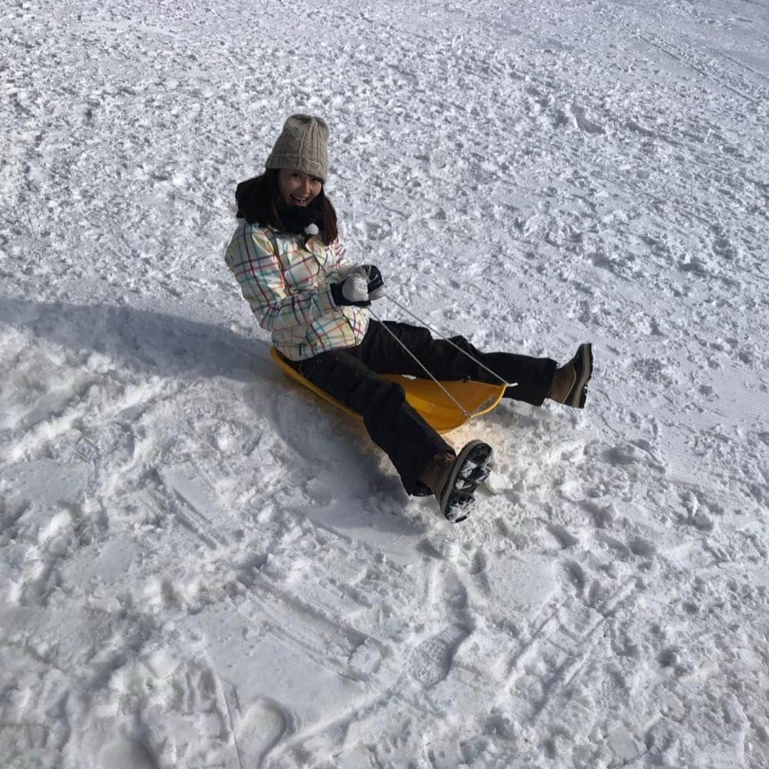 萩美香さんのインスタグラム写真 - (萩美香Instagram)「三重県×雪＝…。 #三重県 #湯の山 #御在所岳 #樹氷 #氷瀑  #寒さも忘れる綺麗さ  #運動オンチなので  #ソリもうまく滑れない…」2月14日 19時15分 - mika_hagi927