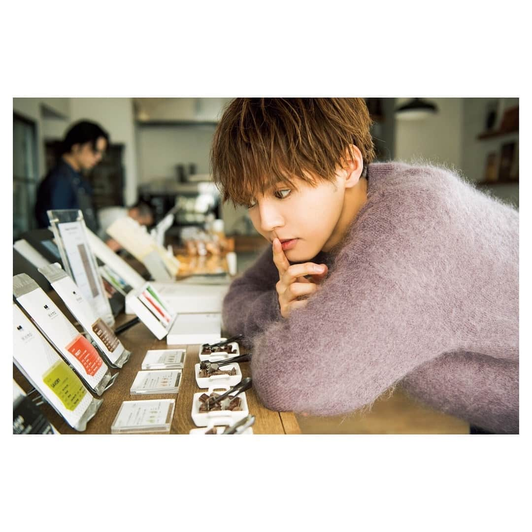 片寄涼太さんのインスタグラム写真 - (片寄涼太Instagram)「Happy Valentine's Day🍫✨ @hanako_magazine」2月14日 11時46分 - ryota_katayose__official