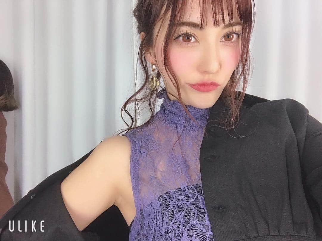 眞木美咲パメラさんのインスタグラム写真 - (眞木美咲パメラInstagram)「ムラサキのレース🥰🥰🥰 セットアップかわい💟 . 今日はこれから水炊き💪🏻 ササミとムネ肉食べます。 トレーニング中だから、はい。😹 あったまろ❤️❤️ . これからはなるべくコメント返すようにします💪🏻 がんばる、 三日坊主にならないように、 たぶん、、、 みんなリマインドしてね笑 .  #楽しい撮影でした #ootd #💜 #finc #fincアンバサダー」2月14日 19時48分 - pamypamypamy