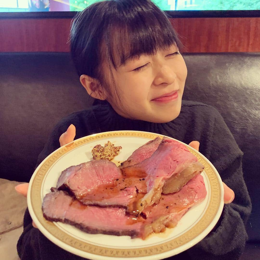 森七菜さんのインスタグラム写真 - (森七菜Instagram)「😋😋😋 #お肉好き #ちょっと前の写真 #飯テロすみません！#もりなな #森七菜」2月15日 0時33分 - morinana_official