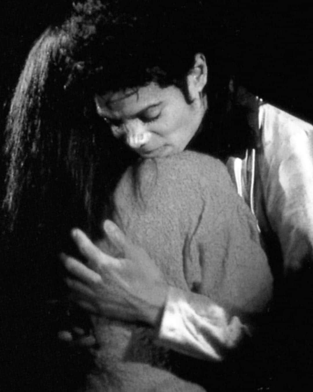 マイケル・ジャクソンさんのインスタグラム写真 - (マイケル・ジャクソンInstagram)「"The one thing I try to impress upon people is that Michael was the epitome of love. He was the most loving, kind human being I have ever met in my entire life." – John Bahler」2月15日 3時14分 - michaeljackson