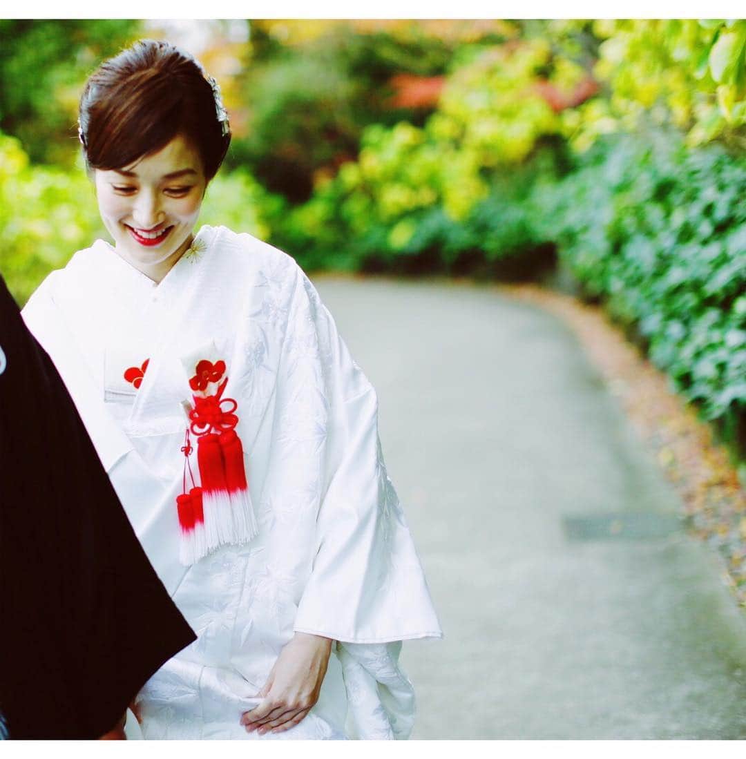高梨臨さんのインスタグラム写真 - (高梨臨Instagram)「発売中のアンドガールに結婚式の様子が載っています。  @andgirl_jp @thetreatdressing  そして、区切りの年の過ごし方、コメントありがとうございます。私も、今年のうちに何かしよう。。」2月15日 16時37分 - rintakanashi_official