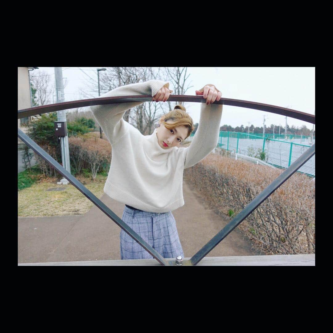 武田梨奈さんのインスタグラム写真 - (武田梨奈Instagram)「🆕 Photo by My brother 📷🤖 新しいカメラで撮ってもらいました。 ※ヒートテックが腹ちらしてるのは見逃してくださいね」2月15日 18時06分 - rinatakeda615