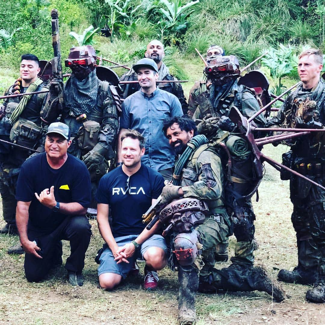 ニール・ブロムカンプさんのインスタグラム写真 - (ニール・ブロムカンプInstagram)「Had an awesome time shooting in Hawaii and Spain. This is the Hawaiin stunt crew who rocked. And ......Sam」2月16日 3時31分 - neillblomkamp