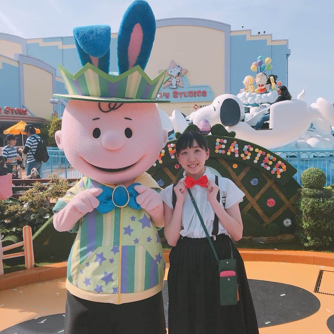 山田愛奈さんのインスタグラム写真 - (山田愛奈Instagram)「あ～USJ行きたい  #去年  #ユニバ  #家族でおそろい  #ユニバコーデ」2月16日 12時22分 - ainaphu