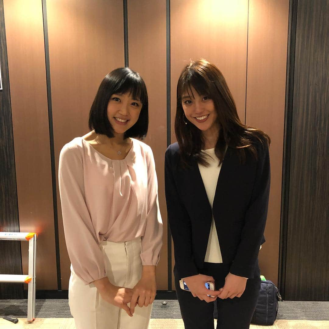 竹内由恵さんのインスタグラム写真 - (竹内由恵Instagram)「先日神戸のイニエスタ選手にインタビューさせていただきました。神戸には同じくバルセロナにいたビジャ選手も加入するので、より一層Jリーグが盛り上がりそう！ そして会場には岡副麻希さんもいて、初めてお話できて嬉しかったので一緒にとってもらいました♩ #サッカー#Jリーグ#イニエスタ#岡副麻希」2月16日 14時14分 - yoshie0takeuchi