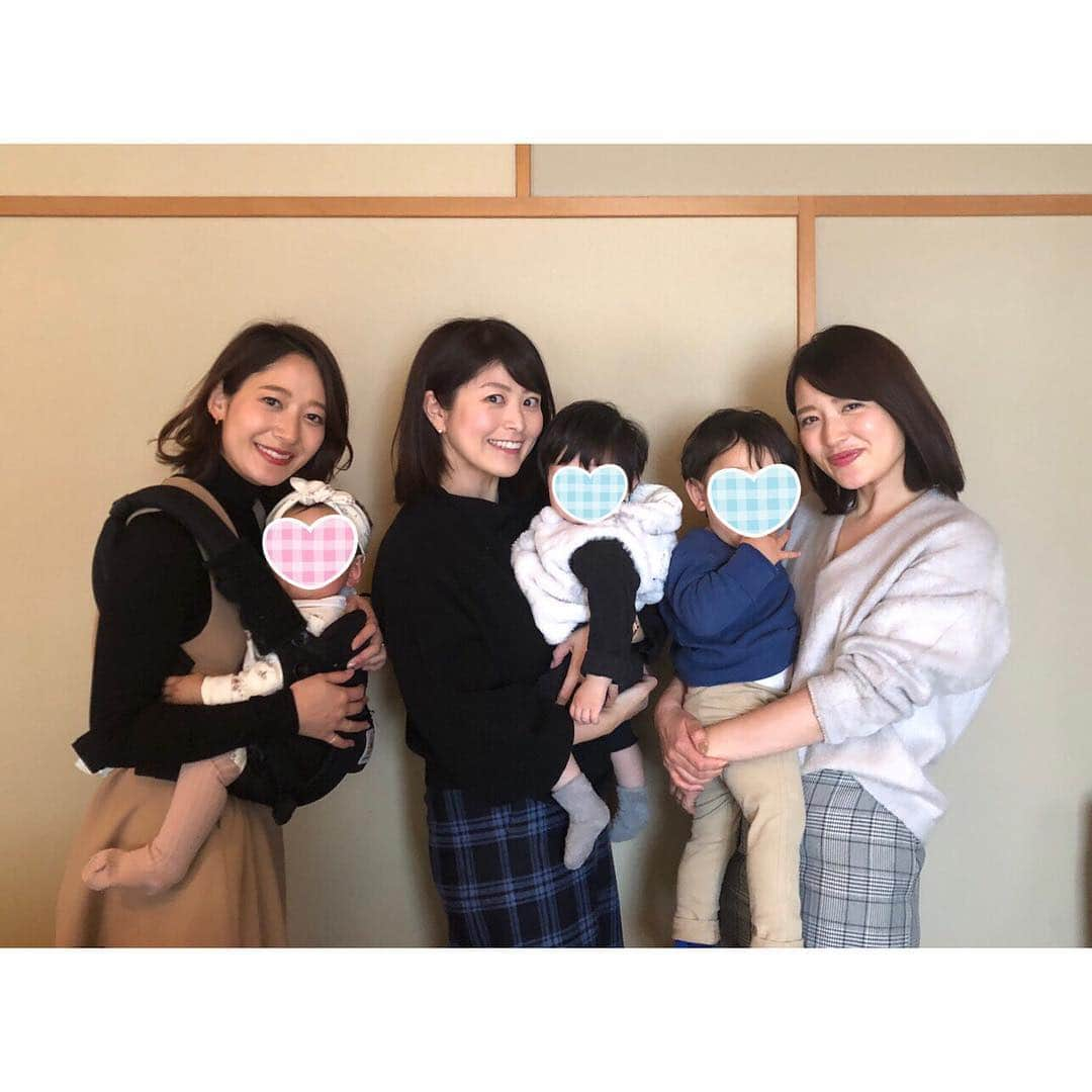 森麻季さんのインスタグラム写真 - (森麻季Instagram)「☺︎ おぐまんと明世ちゃんと 子育てのこと仕事のこと色々話せて楽しかった #9ヶ月ガールとボーイ #子熊くんは1歳7ヶ月のお兄ちゃん #いっぱい写真撮ったので載せちゃおう #ブレてるのも載せちゃおう #明世ちゃんからツヤ肌の秘密教えてもらい早速ポチっ #小熊美香 ちゃん#吉田明世 ちゃん#森麻季」2月16日 14時40分 - maki.mori_m