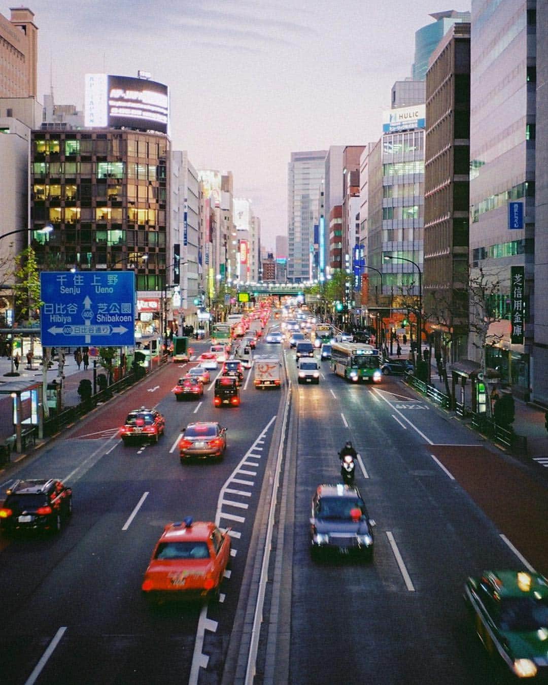 Kaiのインスタグラム：「drifting through the days」