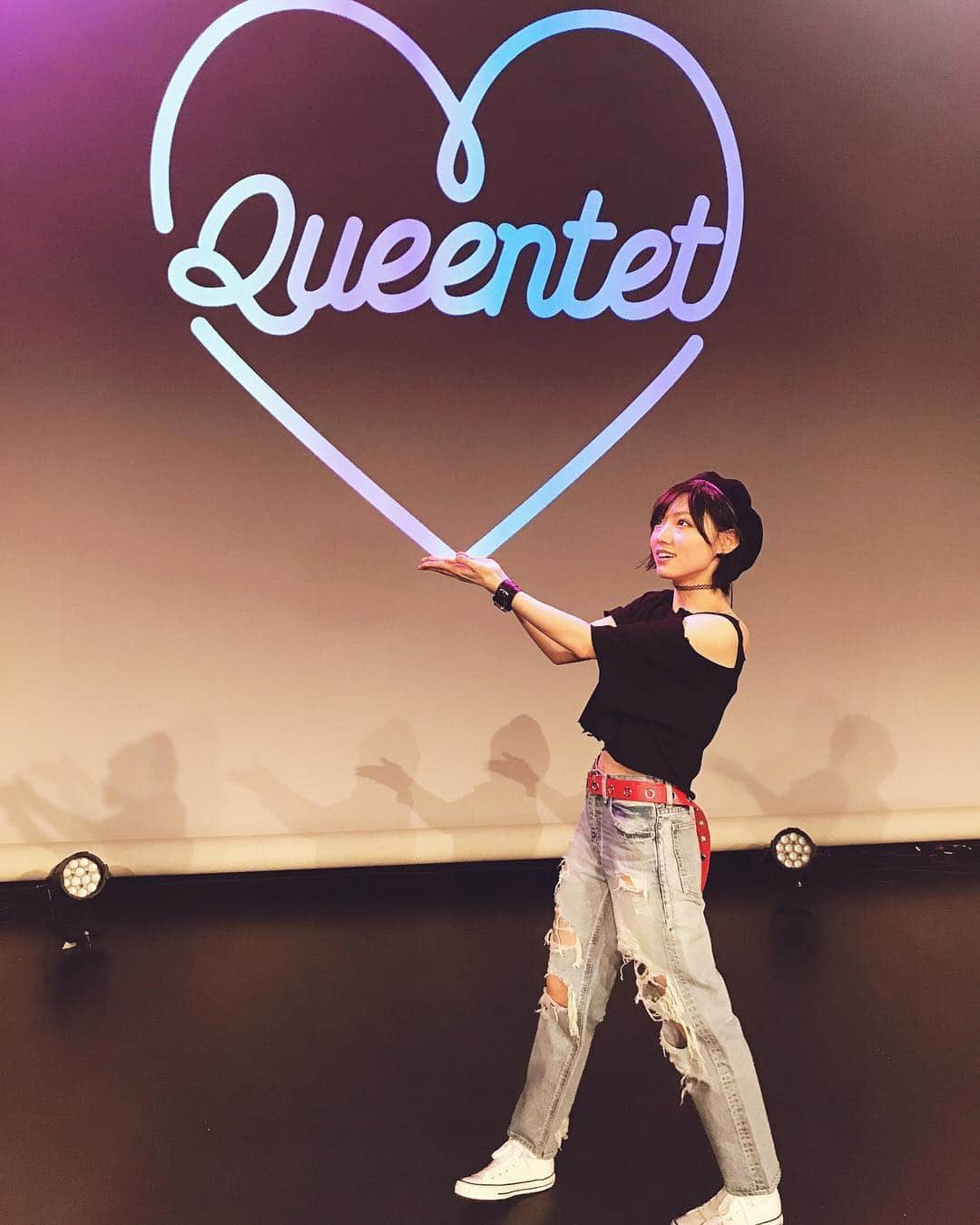 太田夢莉さんのインスタグラム写真 - (太田夢莉Instagram)「はーと #Queentet #queentetvalentinelive2019」2月17日 0時17分 - yustagram12