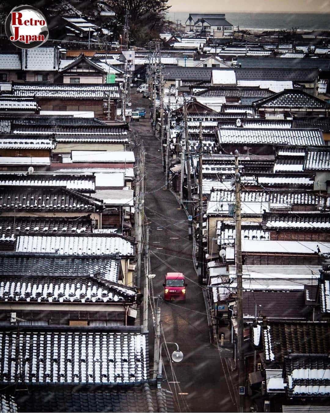 レトロジャパン(retro_japan_) さんのインスタグラム写真 - (レトロジャパン(retro_japan_) Instagram)「. ✿ Featured artist of the day! ✿ ✨ @cocoro_iro_ ✨ . Congratulations!! 素敵なお写真へのタグ付けありがとうございます！ ________________________________________ . ✾ 懐かしくて新しいがここにある ✾ . @retro_japan_ では日本文化や四季を感じるお写真、ノスタルジックなお写真をお待ちしています。  忙しい毎日に、少しでもホッと出来る時間を皆さんと共有出来たら嬉しく思います。 . Follow : @retro_japan_ Valid tag : #retro_japan_ ↑最後の_ お忘れなく . Feature Selected by: @madrigal___emi . Special thanks✾_______________________  #far_eastphotography #icu_japan #loves_nippon ________________________________________ . #rtr_jpn_cocoro_iro_ .」2月17日 8時47分 - retro_japan_