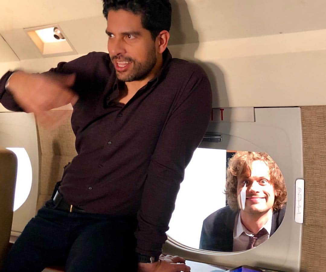 A・J・クックさんのインスタグラム写真 - (A・J・クックInstagram)「TONIGHT IS THE NIGHT!!! 10pm on #cbs 💫 A brand new episode of #criminalminds that I had the privilege of directing. I love my cast mates and crew so much! #dreamjob 🙏🏽❤️」1月24日 12時06分 - ajcook