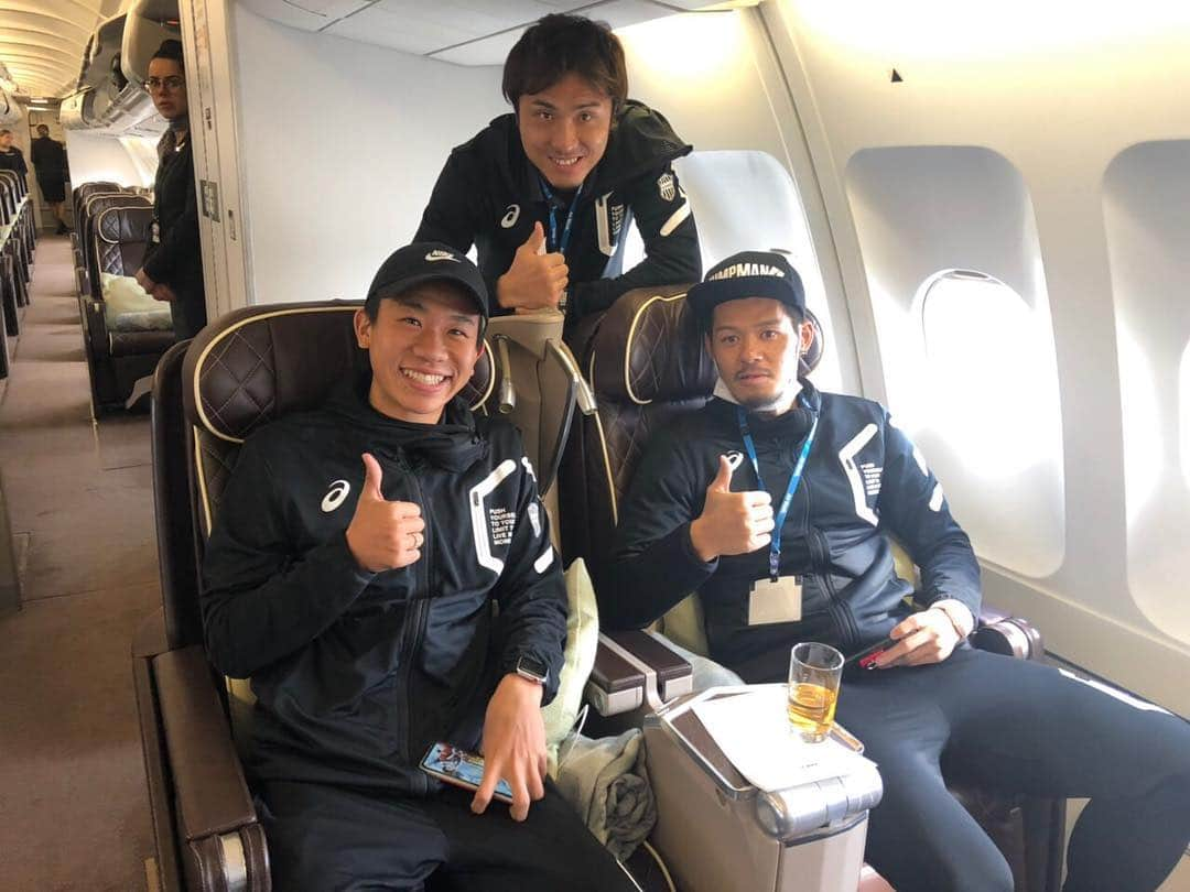 初瀬亮さんのインスタグラム写真 - (初瀬亮Instagram)「LAキャンプ行ってきます❗️ #visselkobe  #ヴィッセル神戸 #VISSLUSATOUR」1月24日 13時09分 - hatsuseryo