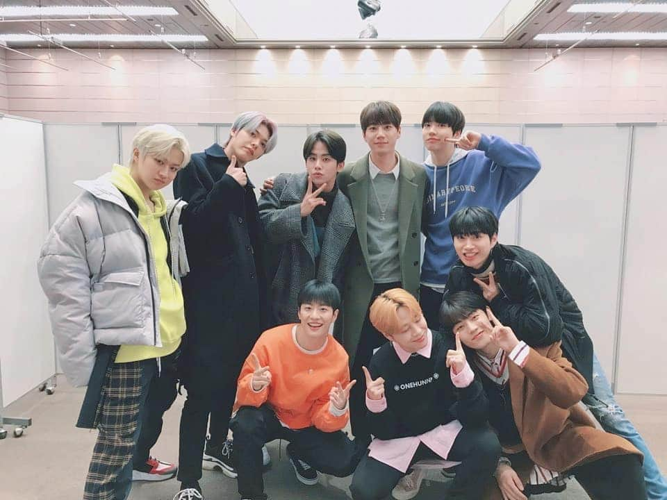 UNB（ユエンビ）さんのインスタグラム写真 - (UNB（ユエンビ）Instagram)「[#NOW_UNB]  오랜만에 온 일본에서 유앤미와 함께 특전회를 무사히 마무리했습니다👏 내일이면 멋진 무대와 함께 유앤미를 다시 만나게 되는데요! 더욱 멋있는 모습을 보여주기 위해 열심히 연습했으니 많이 기대해주세요✌  유앤미 오늘 푹 자고 내일 만나요♥  #유앤비 #UNB #유앤미 #UNME」1月24日 21時46分 - official_un_b