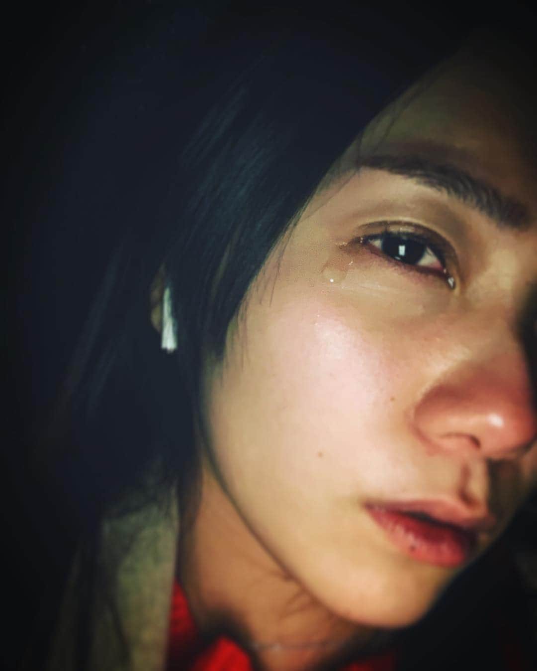 工藤綾乃のインスタグラム：「しっかりと泣き芝居をしっかりと出来るようこれからしっかりと練習していきます。皆さん温かくして見ていてください#tears  #泣き #tearsayano#工藤綾乃」