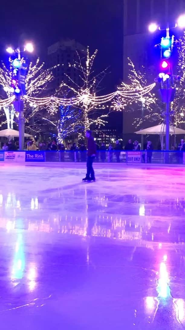 ジェレミー・アボットのインスタグラム：「When words fail me, I let my skates speak for me.」