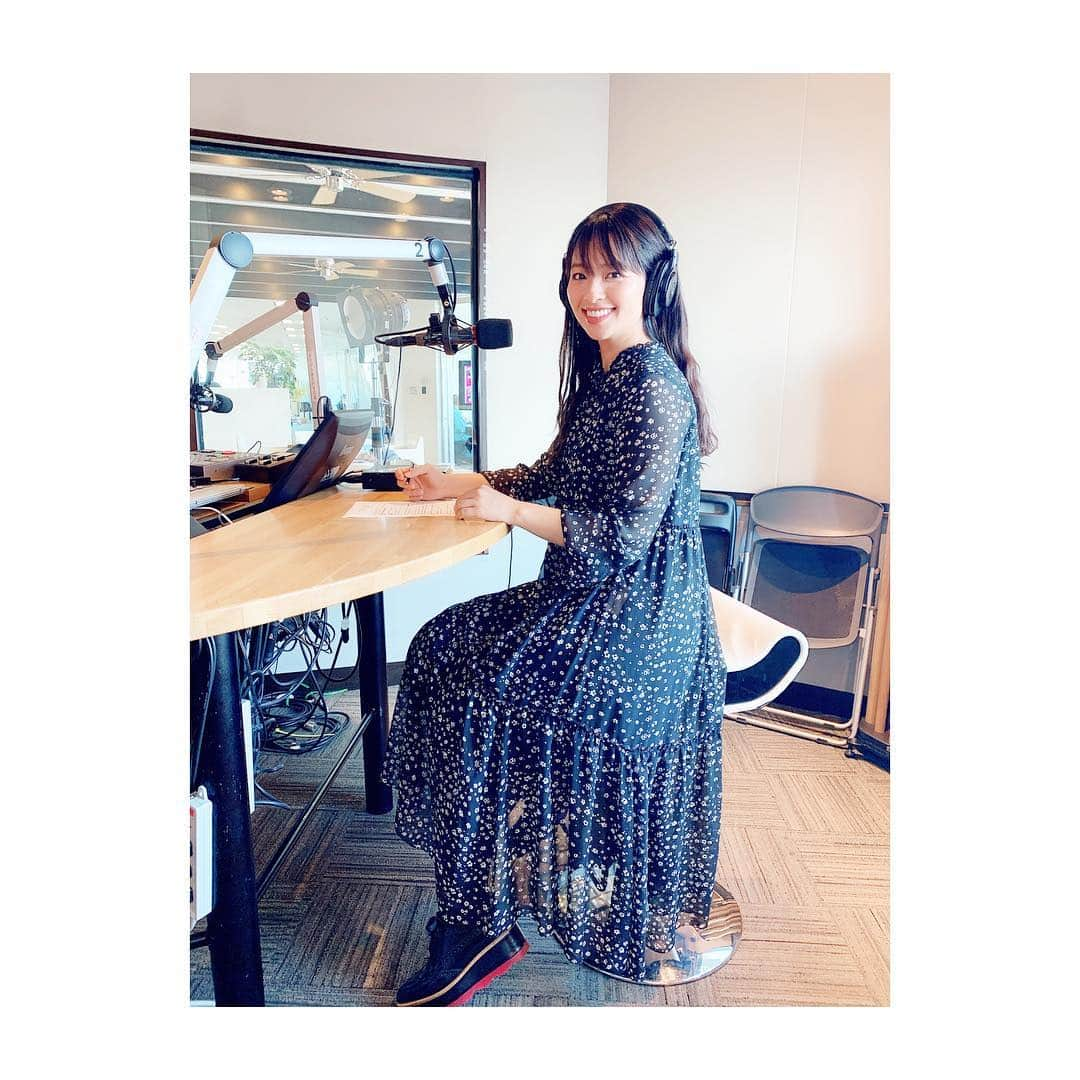 水崎綾女さんのインスタグラム写真 - (水崎綾女Instagram)「本日は2つRADIO📻 * * * * #ラジオ #📻 #radio #レディオ #洗骨 #movie  #映画 #🎞 #🎬 #film」1月25日 11時47分 - misakiayame