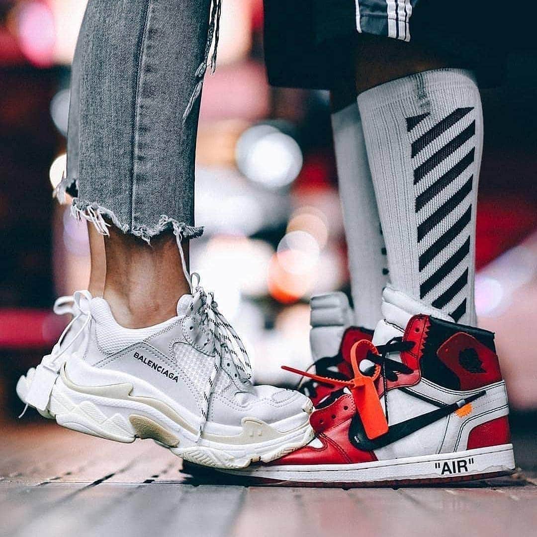  Adidas Loversさんのインスタグラム写真 - ( Adidas LoversInstagram)「WANT OR NOT? 🤩😍 DM for orders ♥️ . . . #sneakers #sneakerhead #jordan #kickstagram #kicks #kicksonfire #igsneakercommunity #nicekicks #solecollector #sneakernews #airmax #sneaker #instakicks #shoes #complexkicks #yeezy #kotd #jordans #nikerunning #basketball #sneakerheads #nba #airjordan #nikeairmax #wdywt #supreme #sneakerfiles #running #sneakerporn #nikeplus」1月25日 20時56分 - yaayadidas