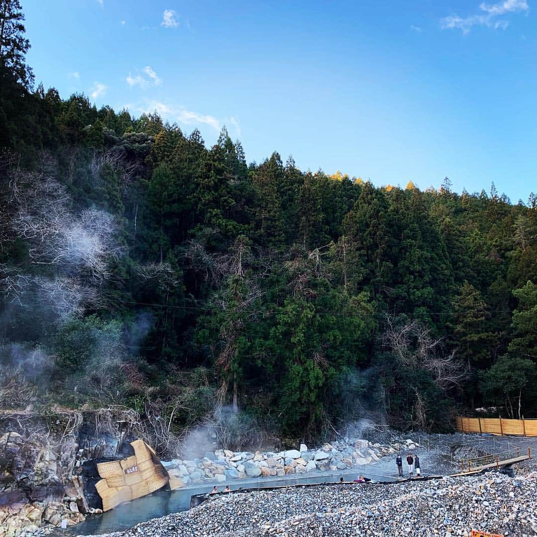 Fujiya Ryokan 川湯温泉 冨士屋のインスタグラム：「http://bit.ly/2gU3DJY  #kawayuonsen #fujiya_ryokan #onsen #kumanokodo #sennin-buro」