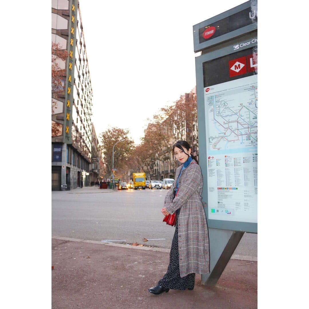 加藤一華さんのインスタグラム写真 - (加藤一華Instagram)「. 朝のバルセロナ🇪🇸 . #Barcelona #spain #españa #trip #sightseeing #girl #me #スペイン #バルセロナ」1月26日 21時13分 - ichika_kato