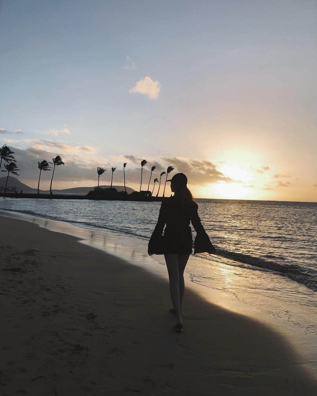 小嶋陽菜さんのインスタグラム写真 - (小嶋陽菜Instagram)「😌✨✨ #hawaii #このまえ」1月27日 12時45分 - nyanchan22