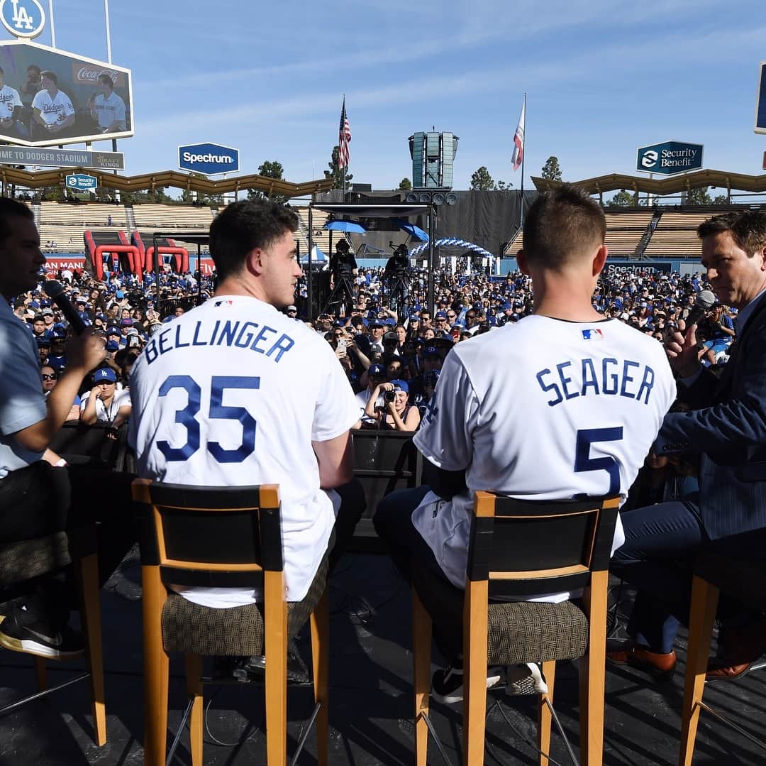 コーリー・シーガーさんのインスタグラム写真 - (コーリー・シーガーInstagram)「Dodgers FanFest 2019」1月27日 8時40分 - coreyseager5