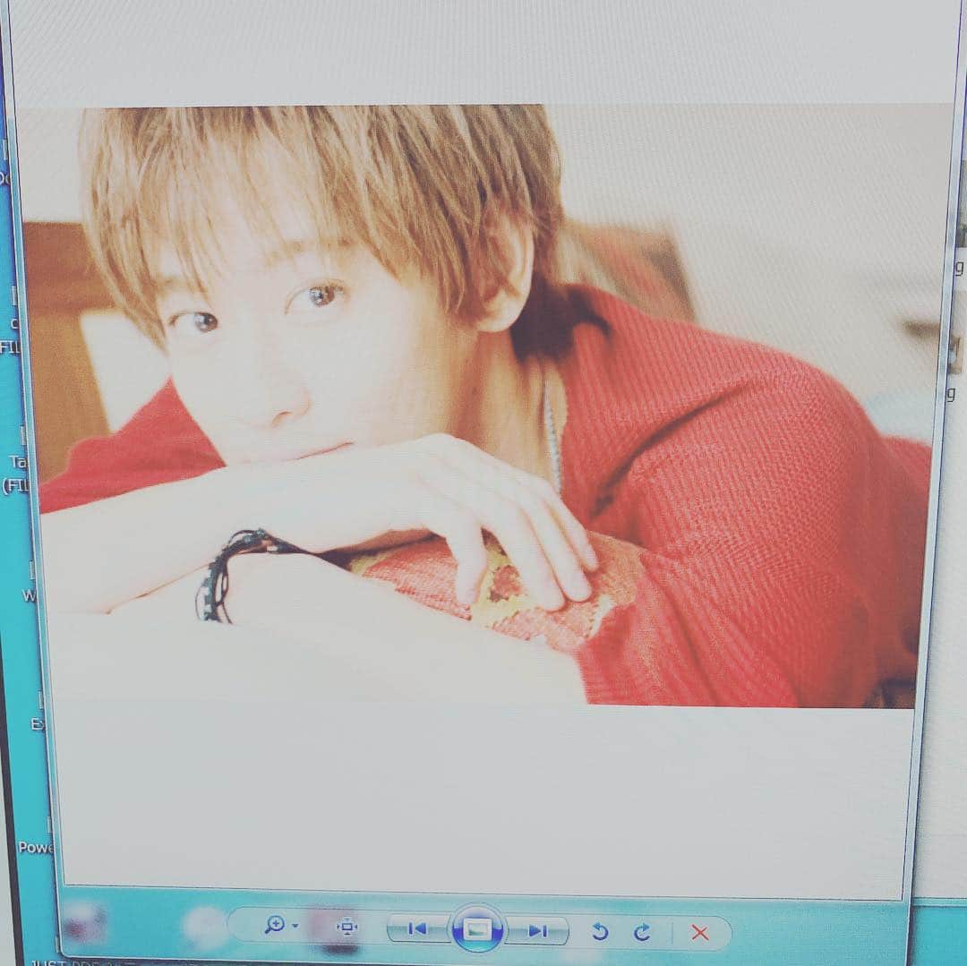 戸谷公人のインスタグラム：「voice Newtypeのオフショット第2弾✨ #Voice Newtype #オフショット #まったり」