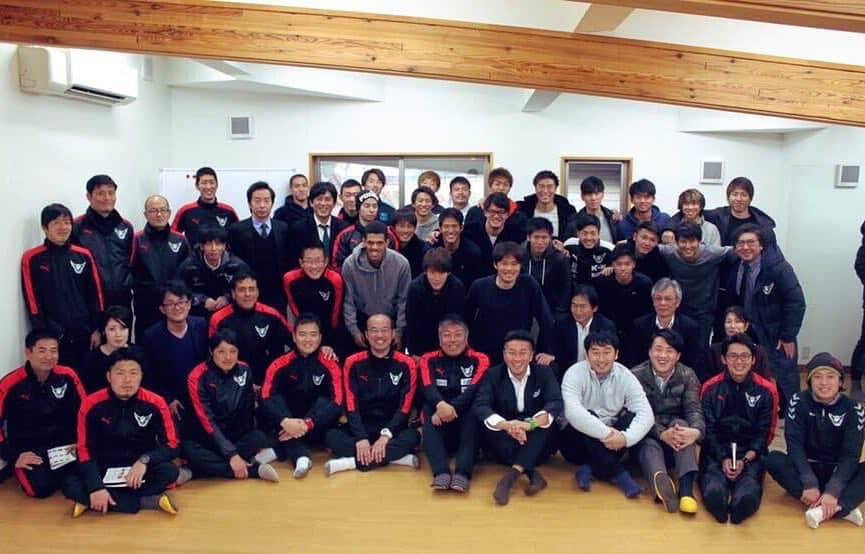 可児壮隆のインスタグラム：「遅くなりましたが今年もよろしくお願いします！ J2昇格のために全力で頑張ります！ 絶対にJ2昇格しましょう！ #ガイナーレ鳥取」