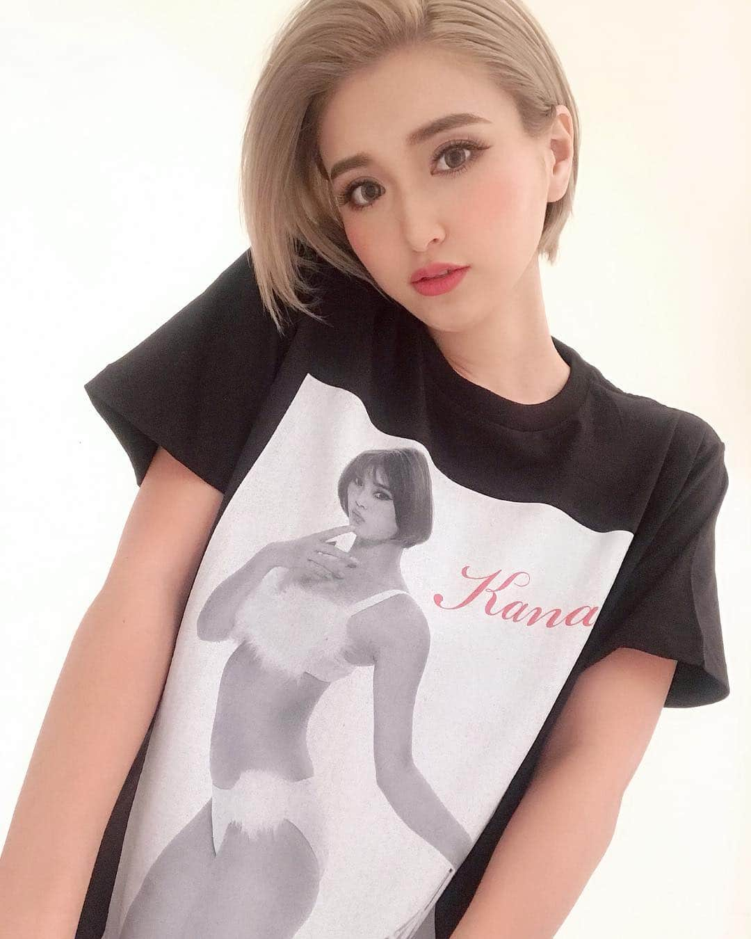 カナさんのインスタグラム写真 - (カナInstagram)「今日は CYBERJAPAN® FAN EVENT❣️ みなさんぜひカナTシャツgetしてね😘 ． 15:30 開場 16:00 開演～20:00 会場: CLUB CAMELOT @club_camelot ． . #cyberjapan #cyberjapandancers #teadance #clubcamelot」1月27日 14時24分 - _kana627_