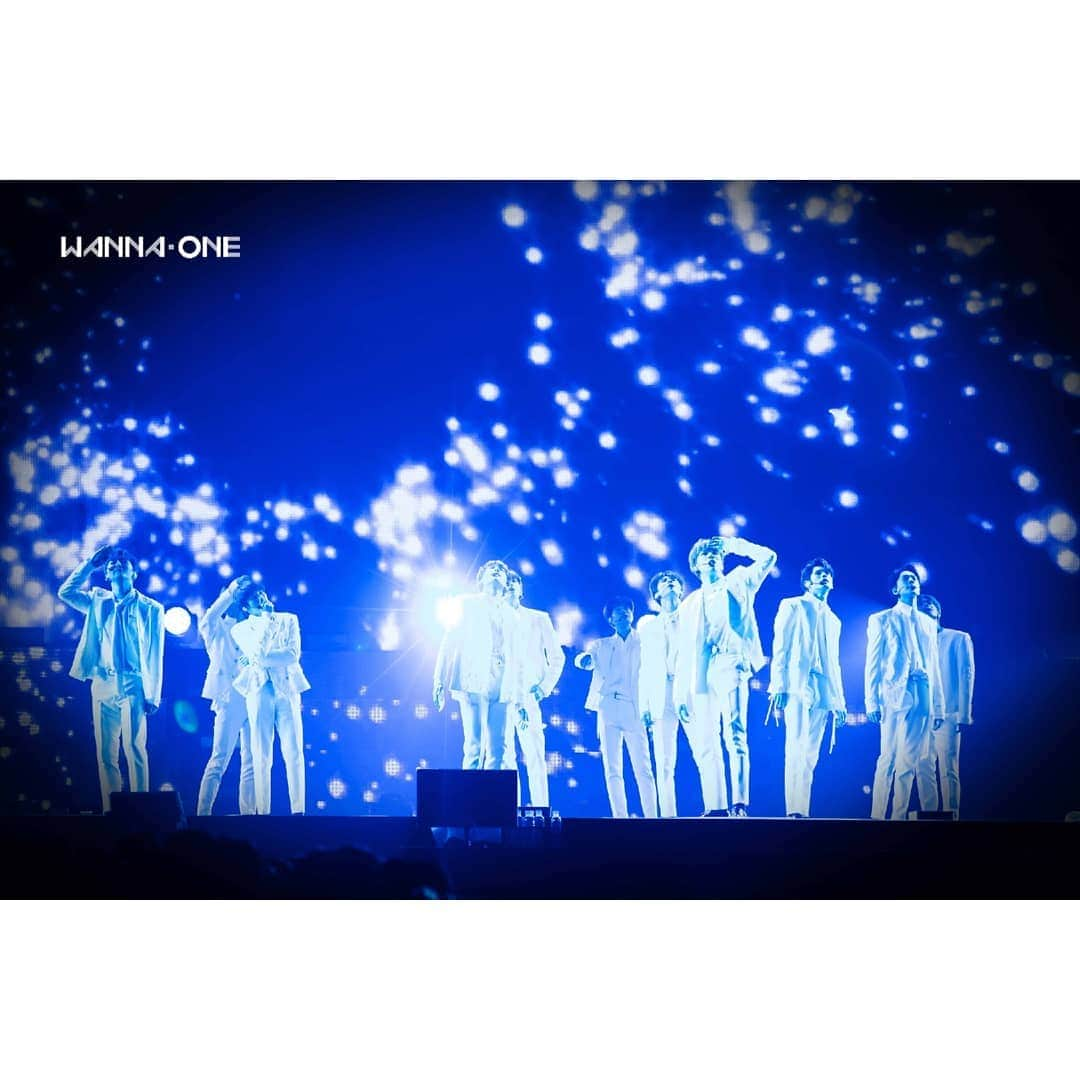 Wanna Oneさんのインスタグラム写真 - (Wanna OneInstagram)「2019.01.24 – 01.27 2019 Wanna One Concert [Therefore] ∴ Therefore, We Were One . #WannaOne #워너원 #2019WannaOneConcert #Therefore」1月27日 23時00分 - wannaone.official