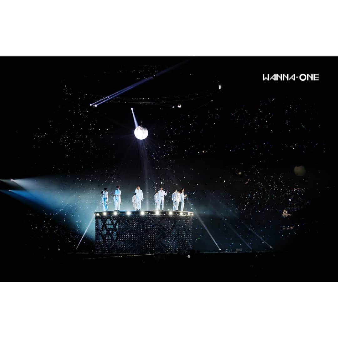 Wanna Oneさんのインスタグラム写真 - (Wanna OneInstagram)「2019.01.24 – 01.27 2019 Wanna One Concert [Therefore] ∴ Therefore, We Were One . #WannaOne #워너원 #2019WannaOneConcert #Therefore」1月27日 23時00分 - wannaone.official