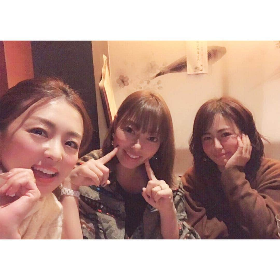 祥子さんのインスタグラム写真 - (祥子Instagram)「💖 すきが止まらない二人とご飯🤤 好きな人たちと食べるご飯は格別✨ 楽しくて美味しいひととき💓 もー会いたい♡ 今年は素直に生きる🌱 @sayakaisoyama  @risakayahara  #すき #好き #love #仲良しごはん  #楽しかった #美味 #happytime」1月27日 17時36分 - sho_ko.0413