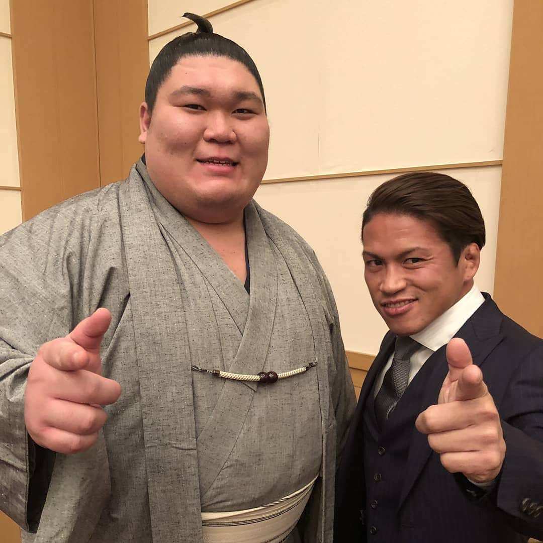 石森太二さんのインスタグラム写真 - (石森太二Instagram)「尾車部屋 千秋楽パーティーにて  #sumo #尾車部屋 #嘉風 #矢後 #友風 #豪風」1月27日 23時14分 - taijiishimori