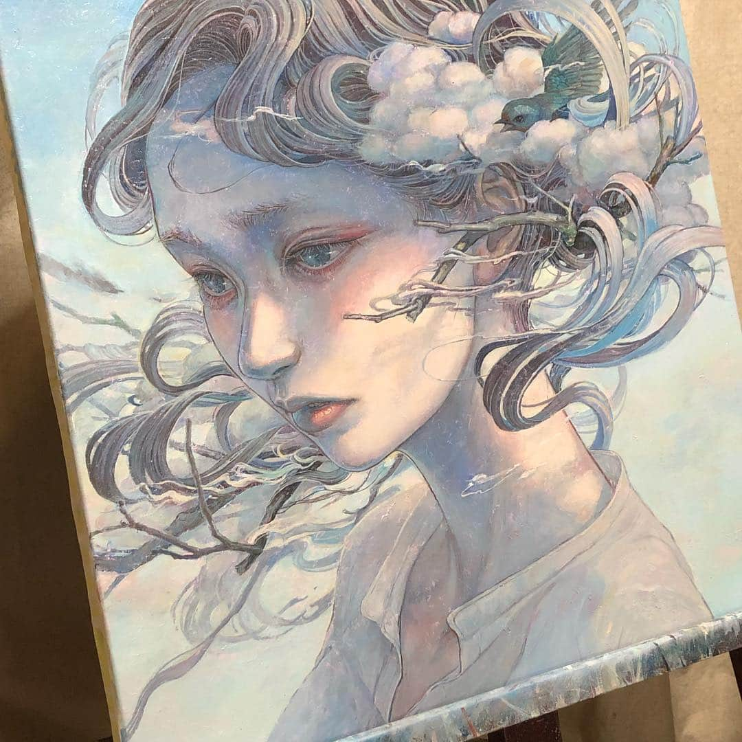 平野実穂さんのインスタグラム写真 - (平野実穂Instagram)「制作中。悩むなぁ🧐  #wip #oilpainting  #mihohirano  #明け方 #cloud」1月28日 5時51分 - mihohiranoart