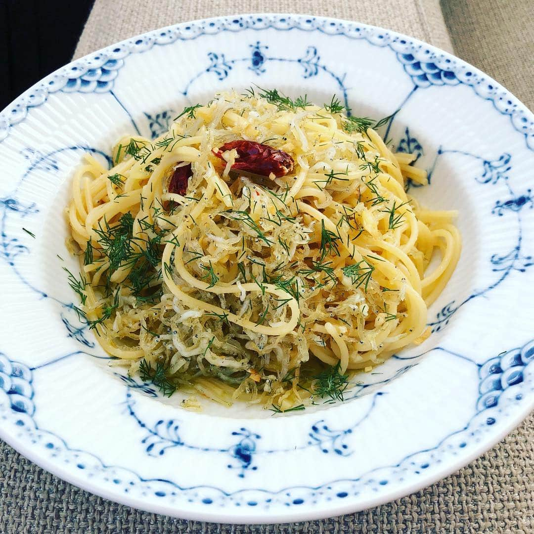 早見優さんのインスタグラム写真 - (早見優Instagram)「しらすと赤唐辛子パスタ Shirasu and red chili pepper aioli  #pasta #yum! #pastalover」1月28日 17時35分 - yuyuhayami