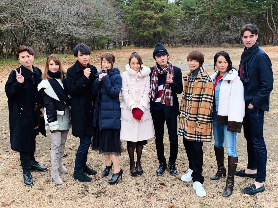 植田せりなさんのインスタグラム写真 - (植田せりなInstagram)「. Abema TV『私の年下王子さま 〜Winter Lovers〜』🤴🏰❄️ . . 最終回ご視聴頂きありがとうございました🙇‍♀️💐 . . ついに、最終回でした…😭 今回は、リベンジメンバーとして参加させて頂いて、新たなメンバーに出逢えてまた思い出が増えました✨❄️ . まだ観てない方もいると思うからネタバレしないように結末は書かないでおくね🙇‍♀️ . . 二度目の参加でしたがあっという間に時間が過ぎる中で1つ1つの決断に沢山悩みました😖✨ . そして、恋愛をするという事についてすごく考えさせられました✨🙂💐 この時間で感じた想いを大切に、これからも過ごして行きたいなと思います🌹✨ . . 番組を通して出逢えた皆さん、夏のシーズンから応援してくれていた皆さん💕 メンバーのみんな、番組スタッフの皆さん💕 本当にありがとうございました🥰 . . これからも日々精進して参りますので、応援よろしくお願い致します☺️💐 . . . 見逃した方はAbemaビデオで無料配信中なので是非見てみてくださいね🤴🌹 さらに、Abemaビデオ限定で、歴代王子が最終回を鑑賞している副音声ver.も公開中だよ🥰❣️ . . 視聴はこちら💁‍♀️ https://abe.ma/2srpXgB . . . #AbemaTV  #私の年下王子さま #年下王子 #恋愛リアリティーショー」1月28日 14時02分 - serina_ueda