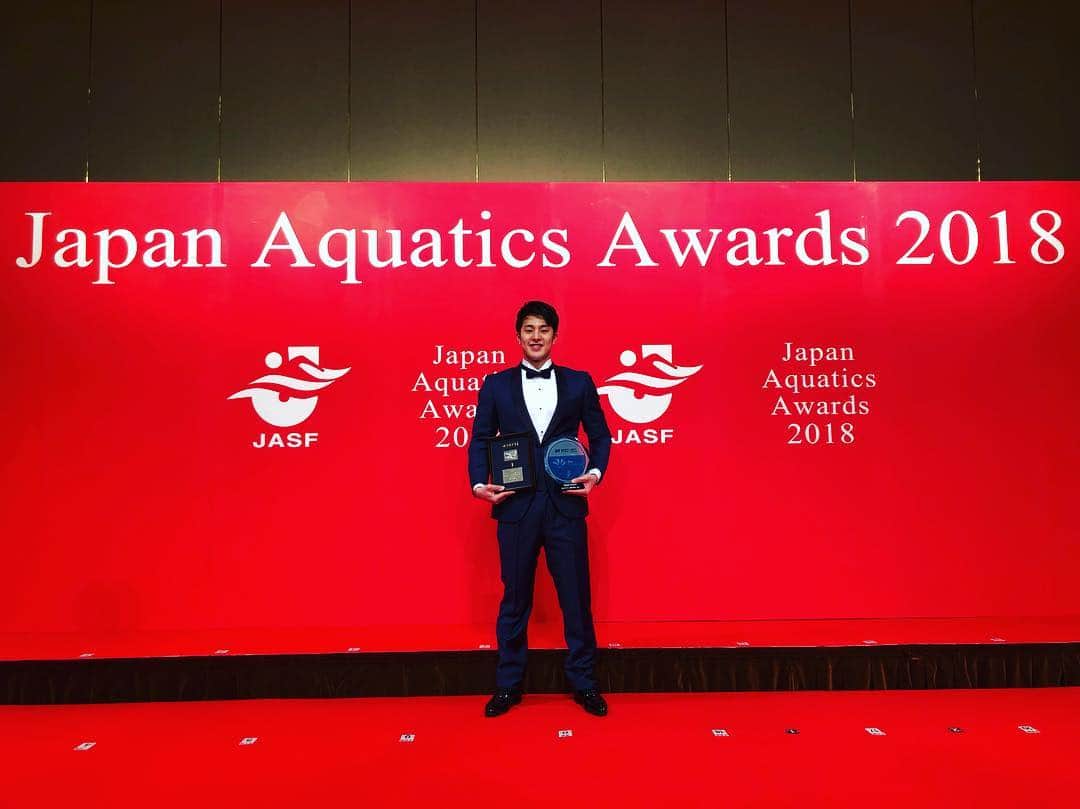 瀬戸大也さんのインスタグラム写真 - (瀬戸大也Instagram)「🇯🇵Japan Aquatics Awards 2018🇯🇵 久しぶりにタキシード着ました🤵 また2019年も表彰してもらえるように頑張ります🏊‍♂️ #tobiuojapan #swimming #ana #jss #arena #visa #ajinomoto #japanaquaticsawards #麻布テーラー #感謝の夕べ」1月28日 21時04分 - daiya_seto