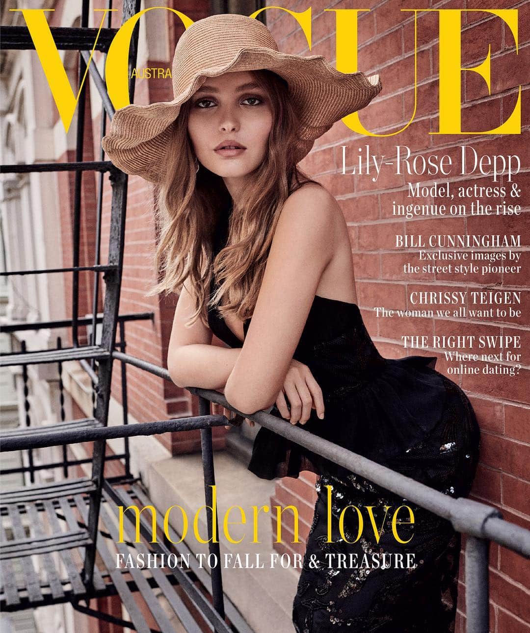リリー・ローズのインスタグラム：「@vogueaustralia February🕊 & a few of my faves! thank you so much!! @giampaolosgura @christinecentenera @fulviafarolfi @shayashual @chanelofficial ❤️」