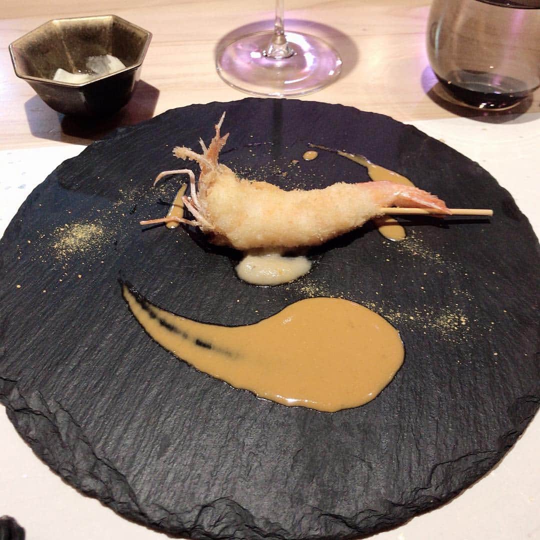榎本温子さんのインスタグラム写真 - (榎本温子Instagram)「ヒラメが美味しかった。。 #土佐醤油 買いますわ。。。 #庭gardenoffourseasons #銀座 #dinner #tokyo #ご褒美ディナー」1月29日 20時06分 - atsuko_bewe