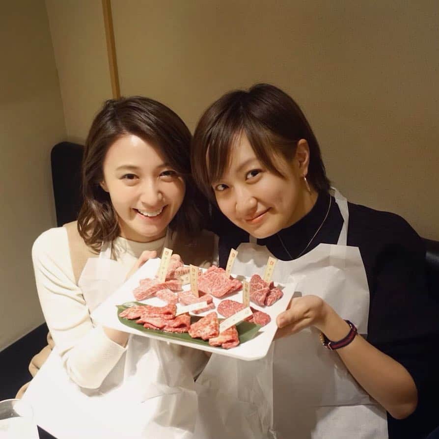 麻生夏子さんのインスタグラム写真 - (麻生夏子Instagram)「先日、久野静香 @shizuka_kuno と焼肉へ。﻿ ﻿ ﻿ 久々でした❤️ 久野ちゃんとは彼女が1年目のときにZIP!を担当したときに出会って、それから時々こうしてお肉を食べる仲です👍笑﻿ ﻿ ﻿ ちょっと間が空いたのもあって、積もりに積もった話で盛り上がってたらあっという間に時間が経ってました。﻿ ﻿ 今日は肉の日だってことに気がついたので、肉ポスト🥩﻿ ﻿ 誘ってくれてありがとー！美味しくて楽しい時間でした😘﻿ またすぐ会おう！！﻿ ﻿ ﻿ #焼肉 #肉の日 #29の日 #ZIPファミリー #foodstagram」1月29日 18時22分 - natsukoaso0806