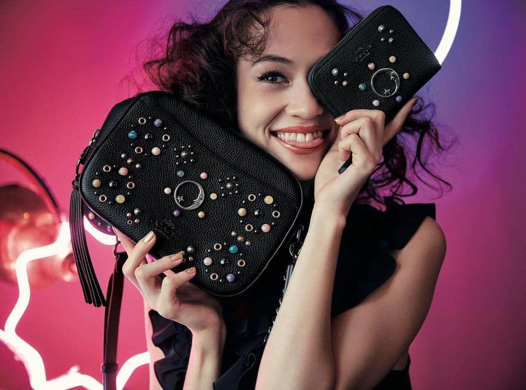 水原希子 さんのインスタグラム写真 水原希子 Instagram Coach Planet Made A Collaboration Bag Wallet With Coach コーチとコラボレーションして バックと財布を作りました Elle Japon Mar 19 Photo By Takaki Kumada Makeup