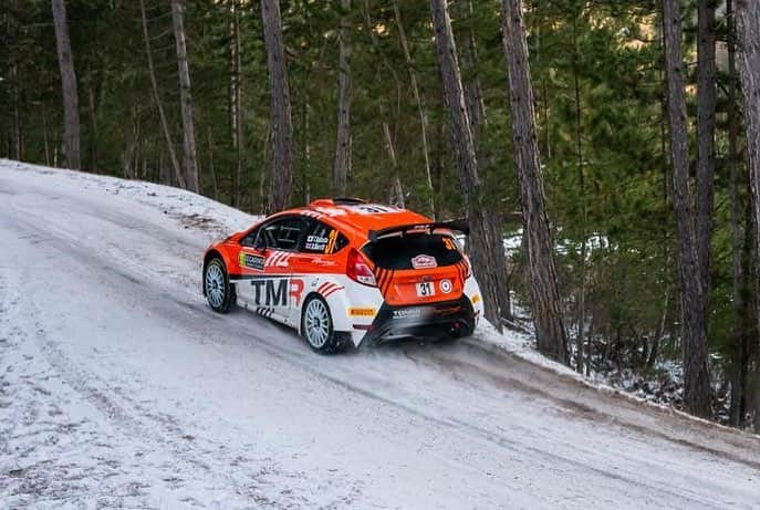 勝田貴元さんのインスタグラム写真 - (勝田貴元Instagram)「Not easy mix conditions🤔 📸 @timoanisphotography #montecarlo #rallymontecarlo #tarmac #ice #snow #wet #damp #muddy #gravel」1月30日 9時14分 - takamotokatsuta