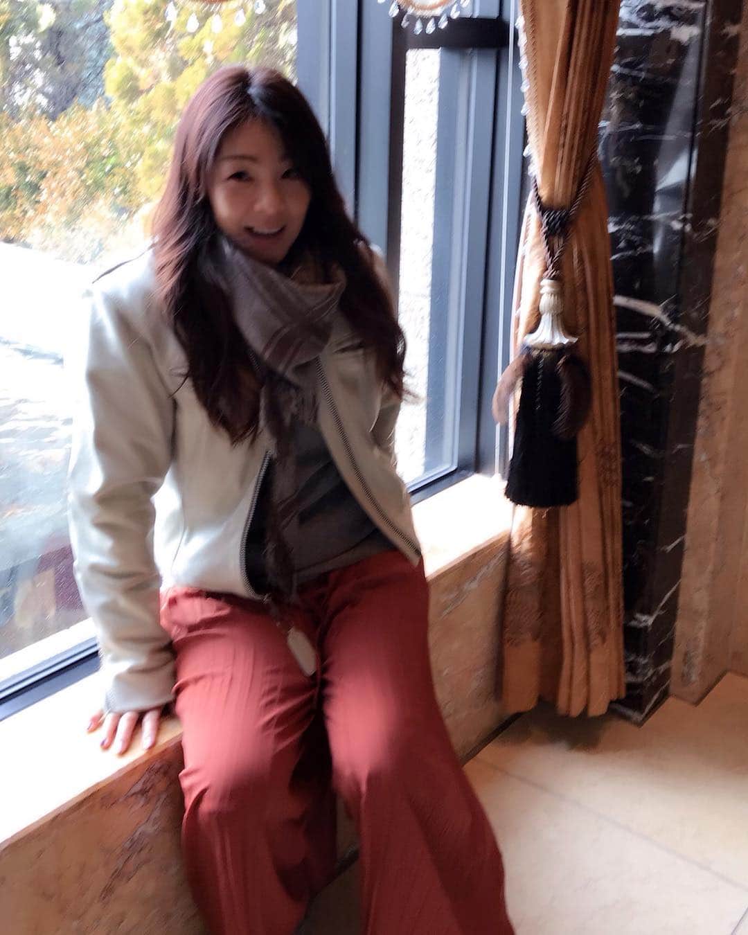 のインスタグラム：「東京ベイコートで打ち合わせ^ ^  高級なランチにオドロキ〜^ ^  Happyで^ ^  #井上貴子  #LLPWX #女子プロレスラー #東京ベイコート #打ち合わせ」