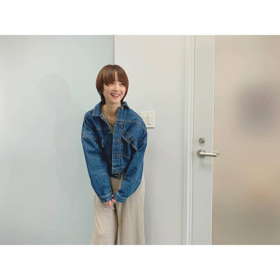 佐々木希さんのインスタグラム写真 - (佐々木希Instagram)「アンティミテの新作♡ デニムジャケット可愛く仕上がりました。 2月下旬頃には発売出来たらと…💐 #iNtimite#新作」1月30日 17時47分 - nozomisasaki_official