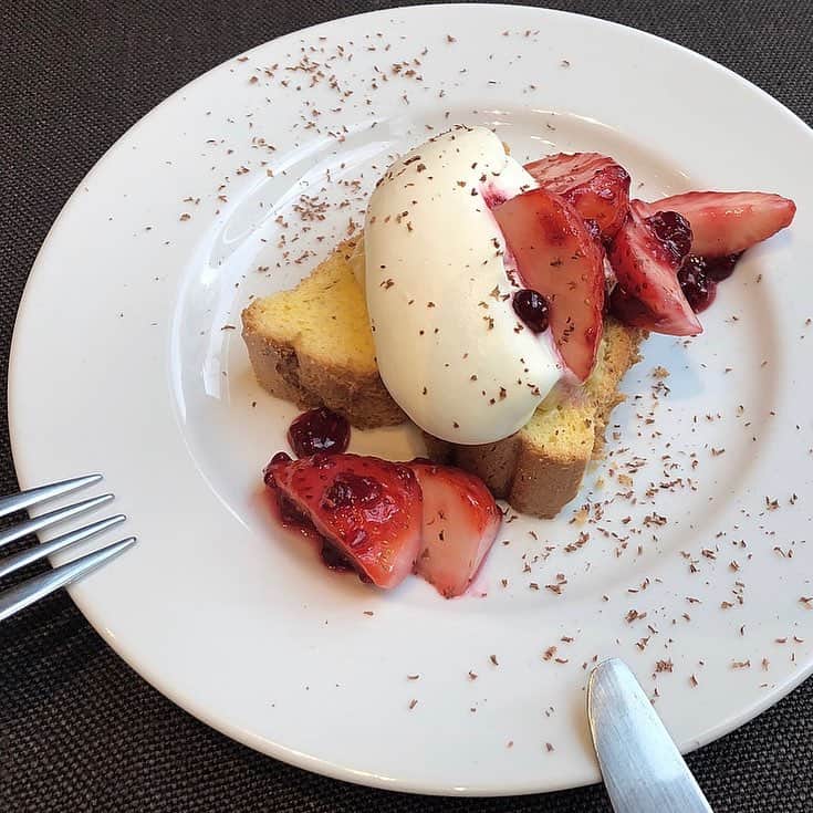 ELMERS GREENのグルメインスタ