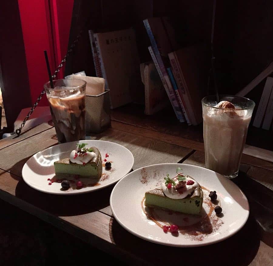 涼海花音のグルメインスタ