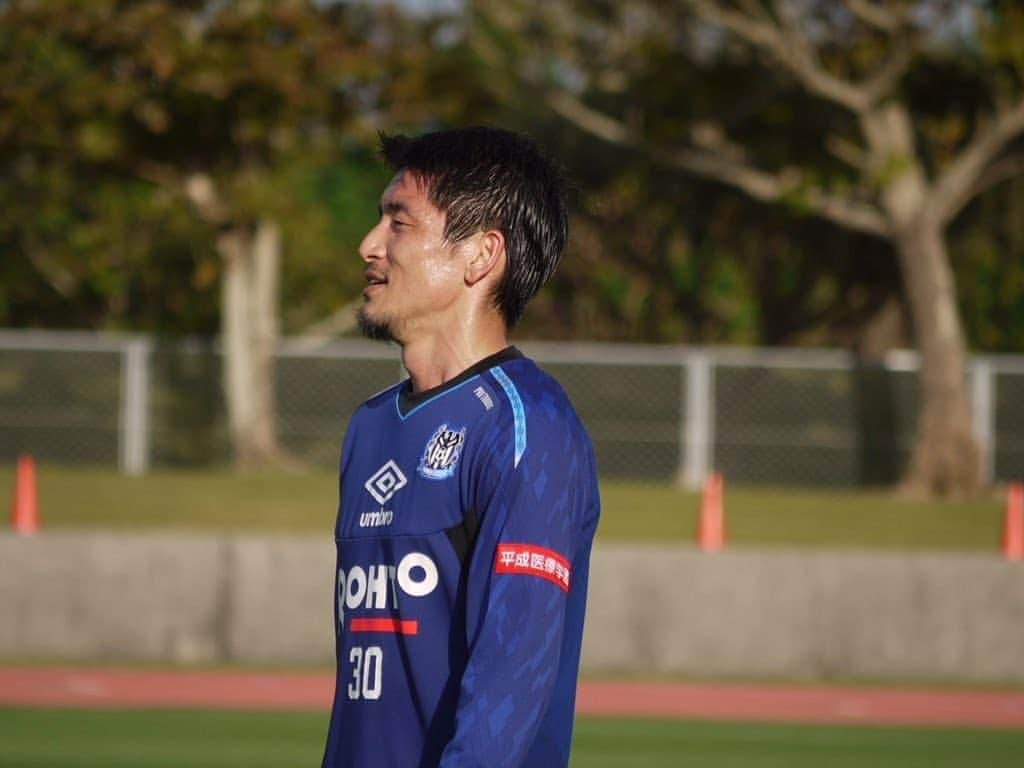 青山直晃のインスタグラム：「#TeamAo . 📷 Credit to Gamba Osaka (twitter) . #青山直晃 #AoyamaNaoaki #NaoakiAoyama #NA30 #AO30 #อาโอยามะ #นาโออากิ #นาโออากิอาโอยามะ . #ガンバ大阪 #GAMBAOSAKA #J1リーグ #Jリーグ #J1League #JLeague #J1」