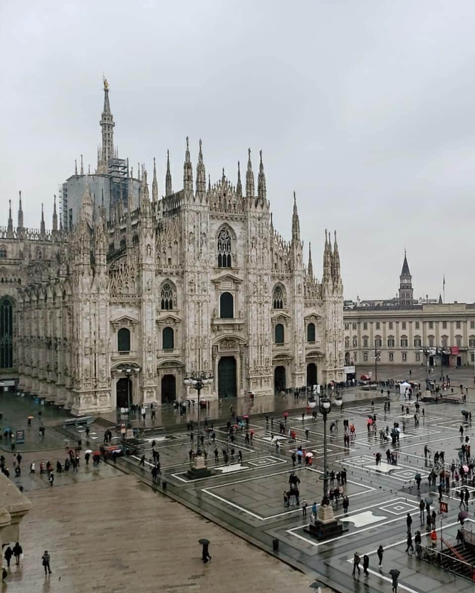 山田優さんのインスタグラム写真 - (山田優Instagram)「DUOMO!!!!!!!! #duomo  #milano  #armanibeauty  @armanibeauty」1月31日 4時16分 - yu_yamada_