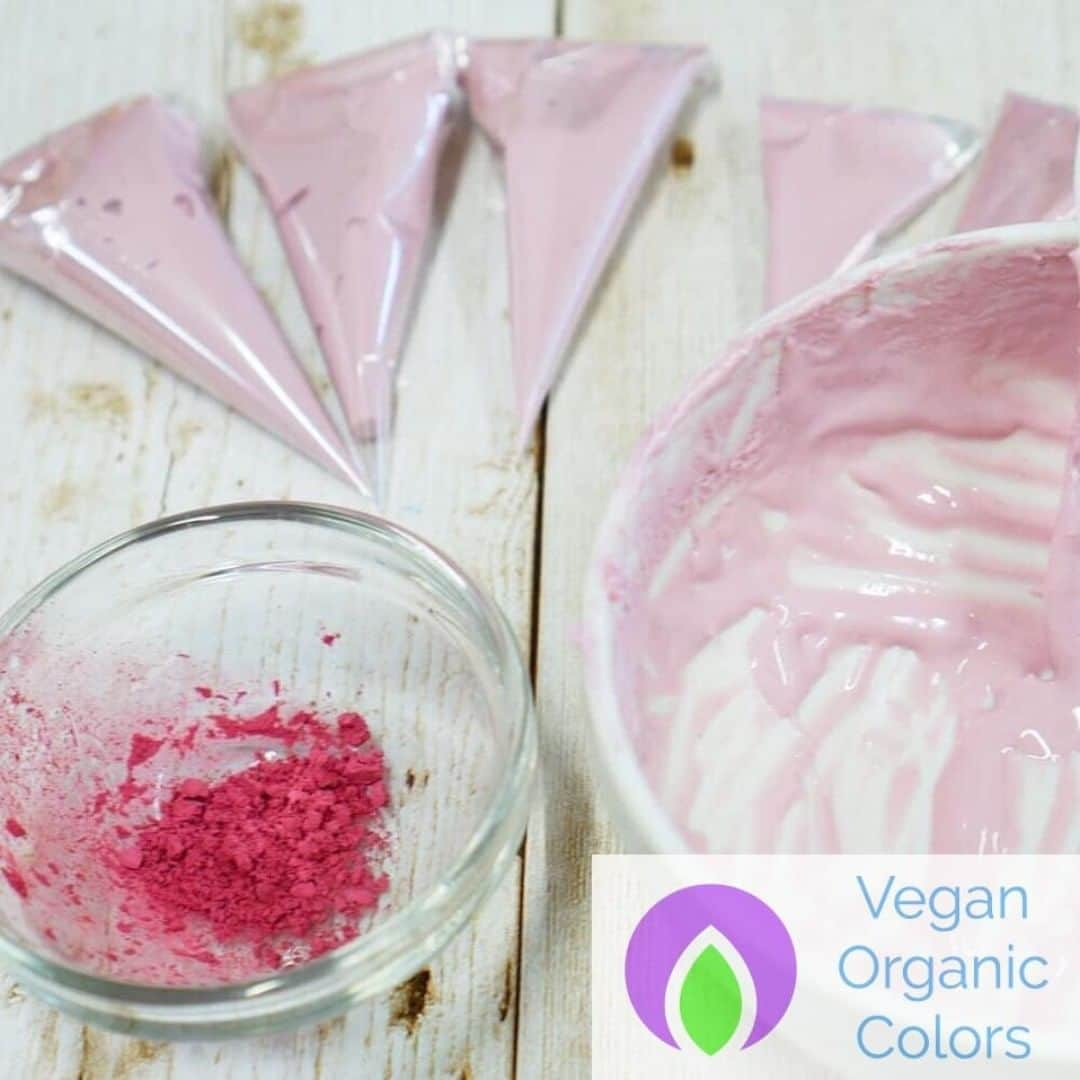 Vegan Organic Colorsのインスタグラム：「Red Hibiscus Roselle Icing💗 Who gonna make Vegan heart Icing cookie with this fancy pastel pink? Share with us on Instagram, Now our Vegan Color 15g for $7.00!! #cakedecorating #cakeart #cakeofinstagram #cakeoftheday #cakedecorator #cakelover #cakephotography #cakelove #cakegram #cakery #cakedesign #cakeporm #cupcakestagram #cakeshop #cakesofinsta #buttercreamcakes #entremet #pastrychef #pastrylove #patisseriefrancaise #pastrylife #pastrylover #meringue #pateachoux #foodlover #instafoodie #instaeat #instafoods #igfood」