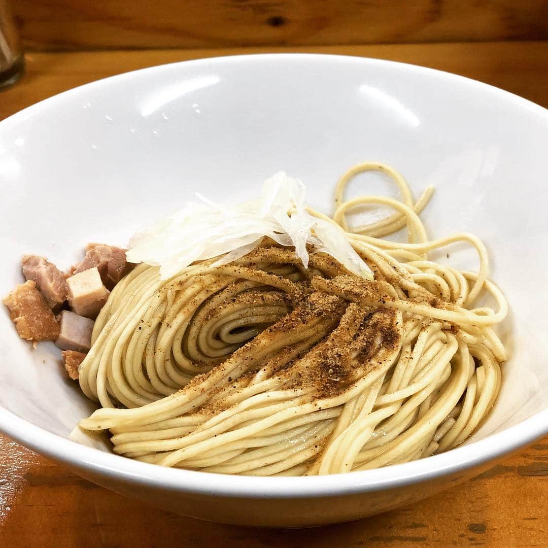 高島宗一郎のグルメインスタ